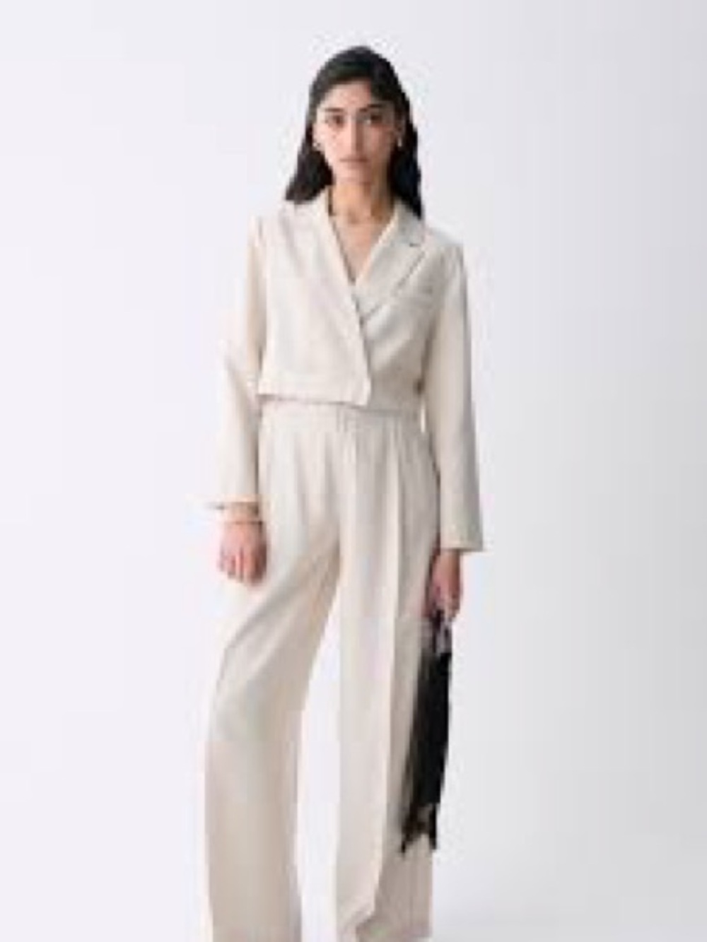 NWT Spring 2024 Designer  Beige Linen Suit